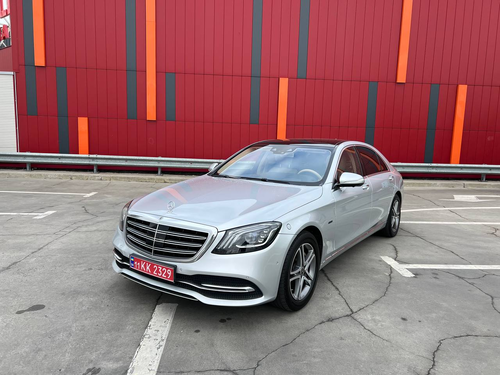 Mercedes-Benz S-Class W222